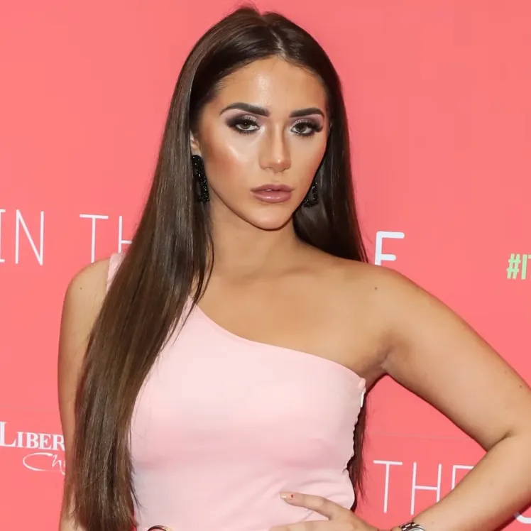 chloe brockett wears a pink dress